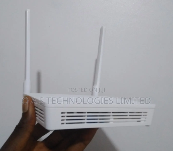HUAWEI HG8546M FIBER OPTIC ROUTER